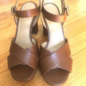 Michael Kors size 6 1/2